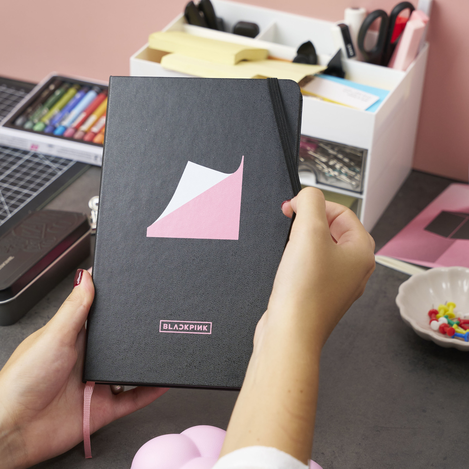 Cuaderno Moleskine x BLACKPINK Collection Large, a rayas, tapa dura